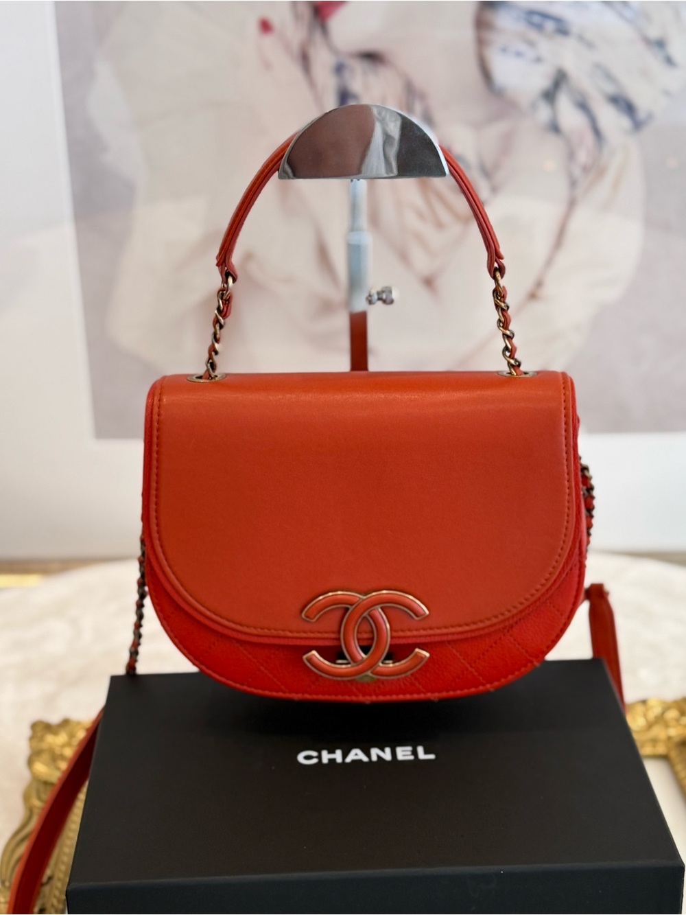CHANEL Coco Curve Messenger Flap Bag